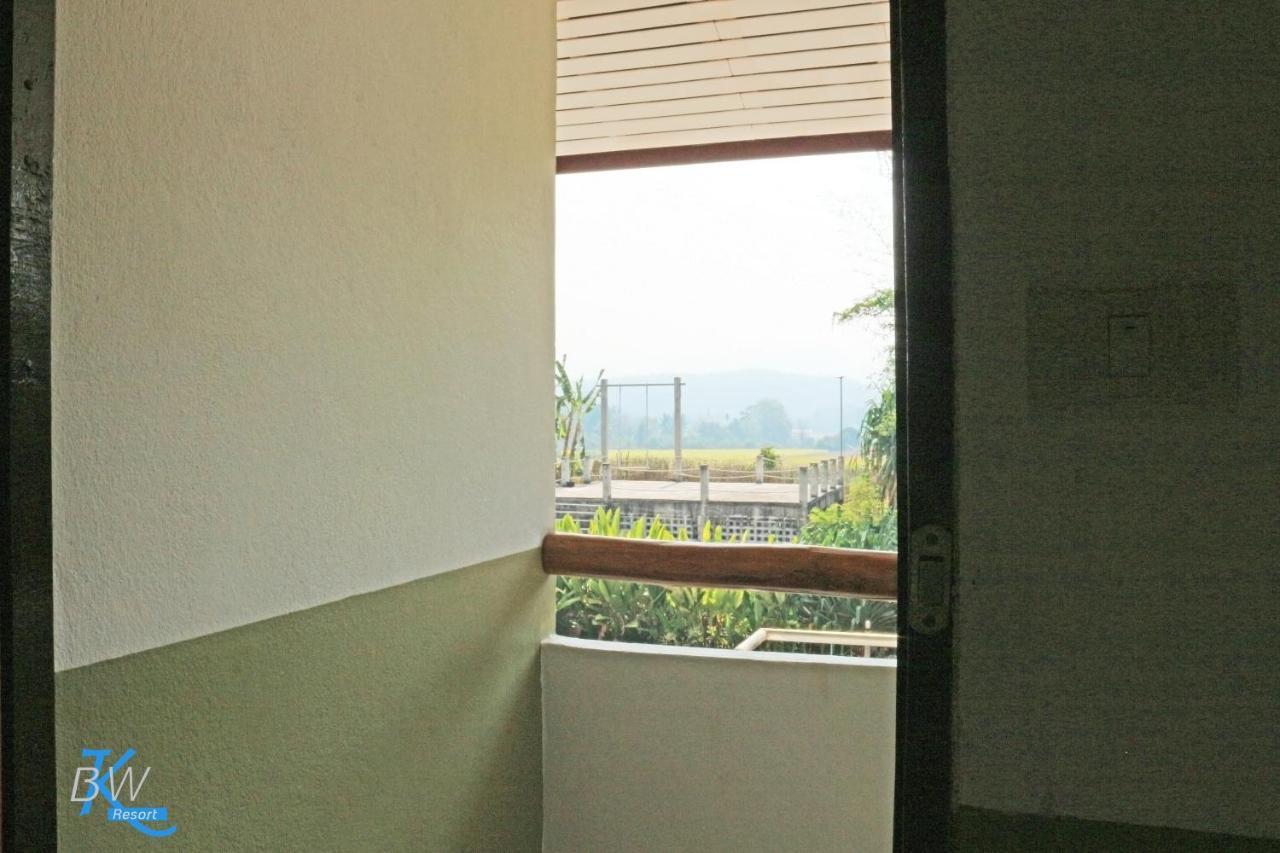 Baan Khue Wieng Resort Mae Sariang Exterior photo