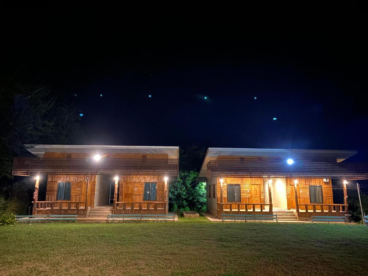 Baan Khue Wieng Resort Mae Sariang Exterior photo