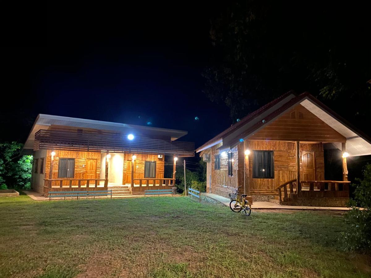 Baan Khue Wieng Resort Mae Sariang Exterior photo